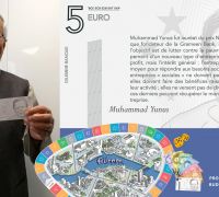 Muhammad YUNUS, prix Nobel et surnommé «banquier des pauvres» découvre Dilemme Muhammad YUNUS, prix Nobel et surnommé «banquier des pauvres» découvre Dilemme